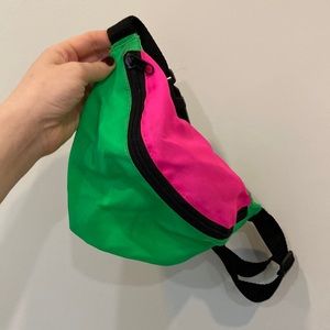 3/$20 ⭐️ Pink and Green neon Fanny pack